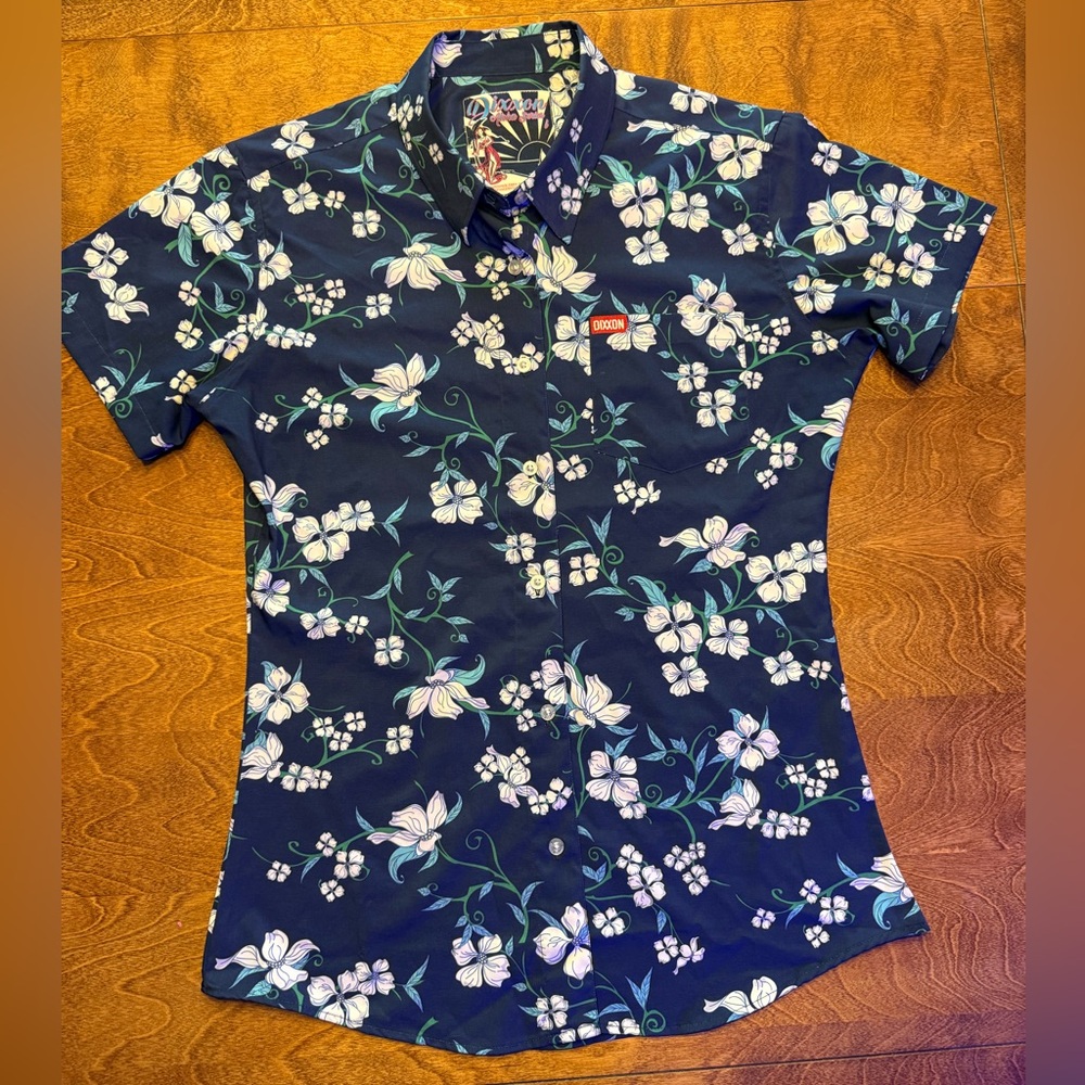 DIXXON Womens Blue Floral Short-Sleeve Button-Down Shirt